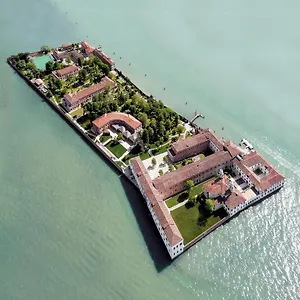 Hotel Isola Di San Servolo - Centro, Venice